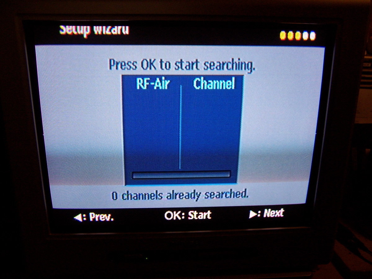 Installation: Converter
       begins searching for DTV stations.