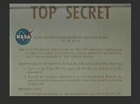 Shot 2 from rudbprs' YouTube video: 
        Blurry NASA screen with vertical sync bar & border